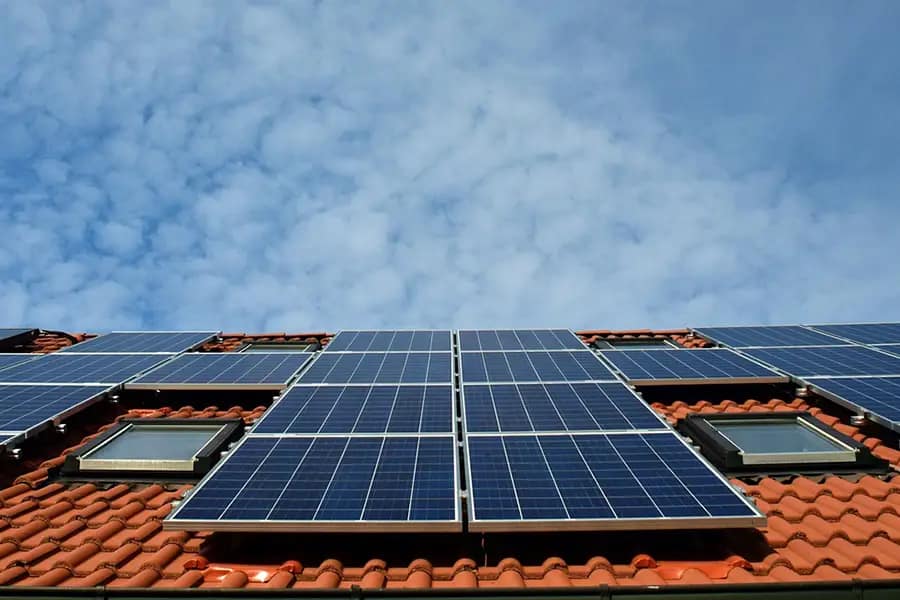¿Aumentan los Paneles Solares el Valor de una Casa?